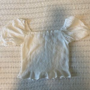 White cropped puffy sleeve blouse